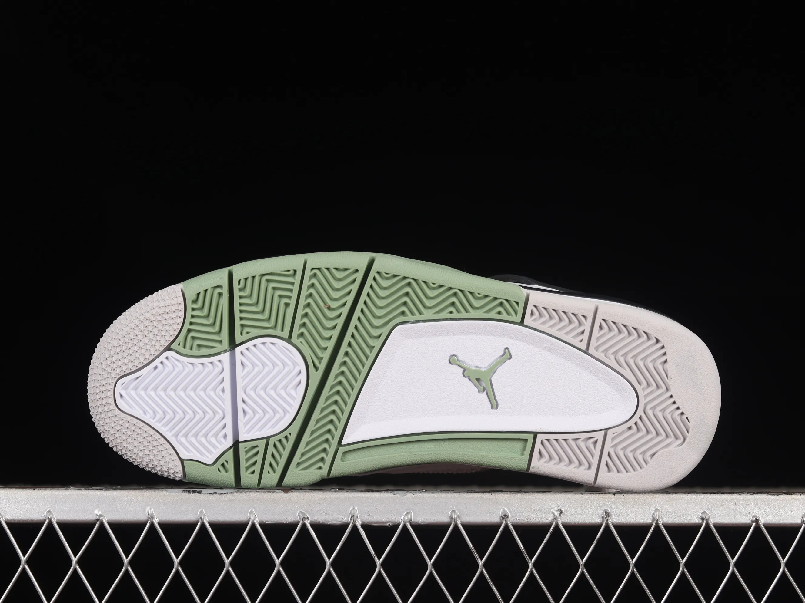All categories Air Jordan Jordan series basketball shoes Air Jordan 4 X version Air Jordan 4 Retro "Seafoam" AJ4 Joe 4 white and green AQ9129-103